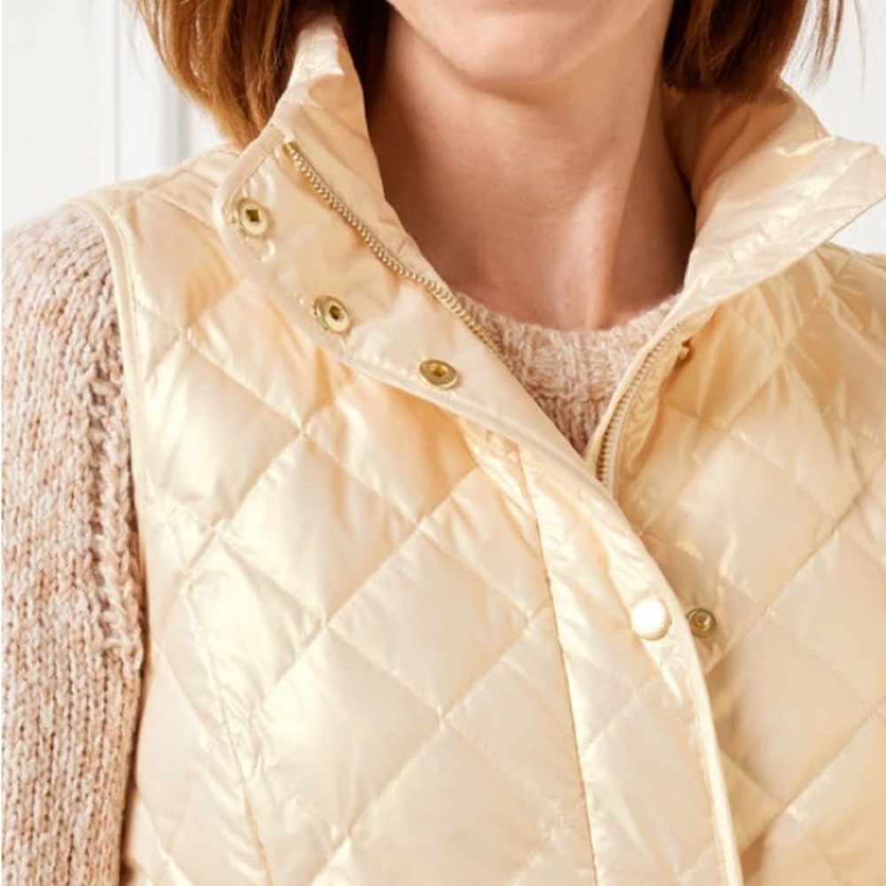 TALBOTS QUILTED DOWN PUFFER VEST PEARLIZED CLOUD Outdoor Size Large - Picture 3 of 11